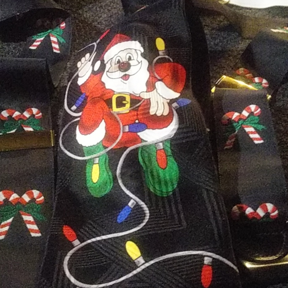 Daland Designs Xmas necktie $38+ free  suspenders - Picture 5 of 5